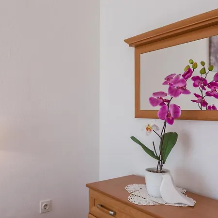 Frühstückspension Roko Tučepi