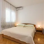 Roko Bed & Breakfast