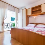 Roko Bed & Breakfast