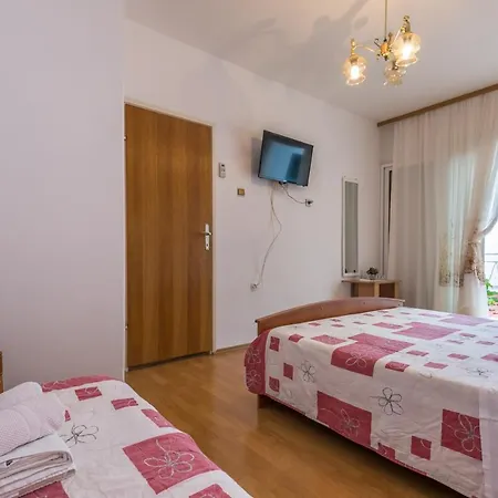 Roko Bed and breakfast 4*