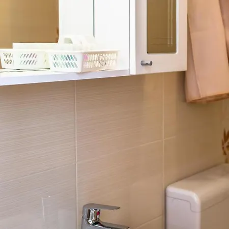 فندق مبيت وإفطار Roko