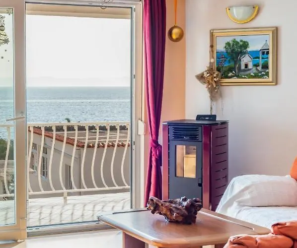 krevet i doručak Roko 3*