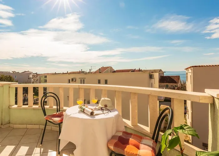 Roko krevet i doručak