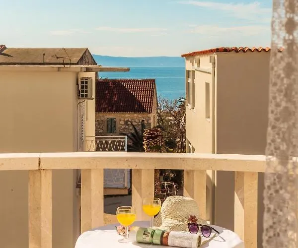 Nocleg ze śniadaniem Roko 3*