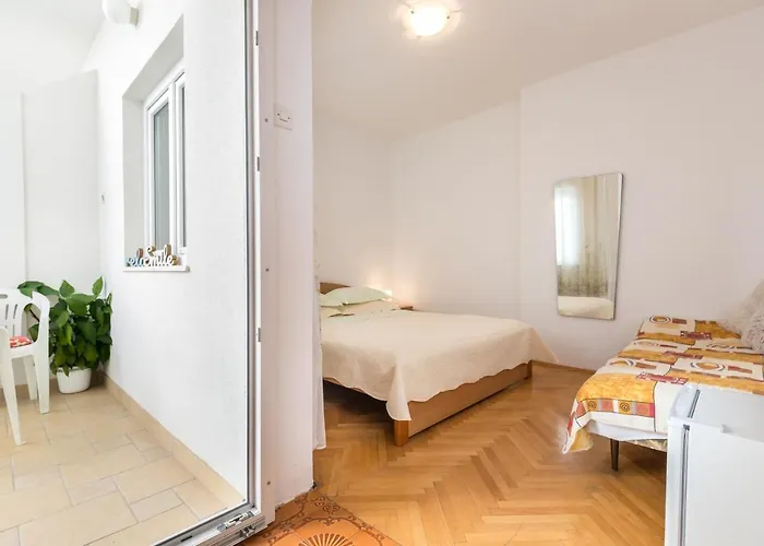 krevet i doručak Roko Tucepi